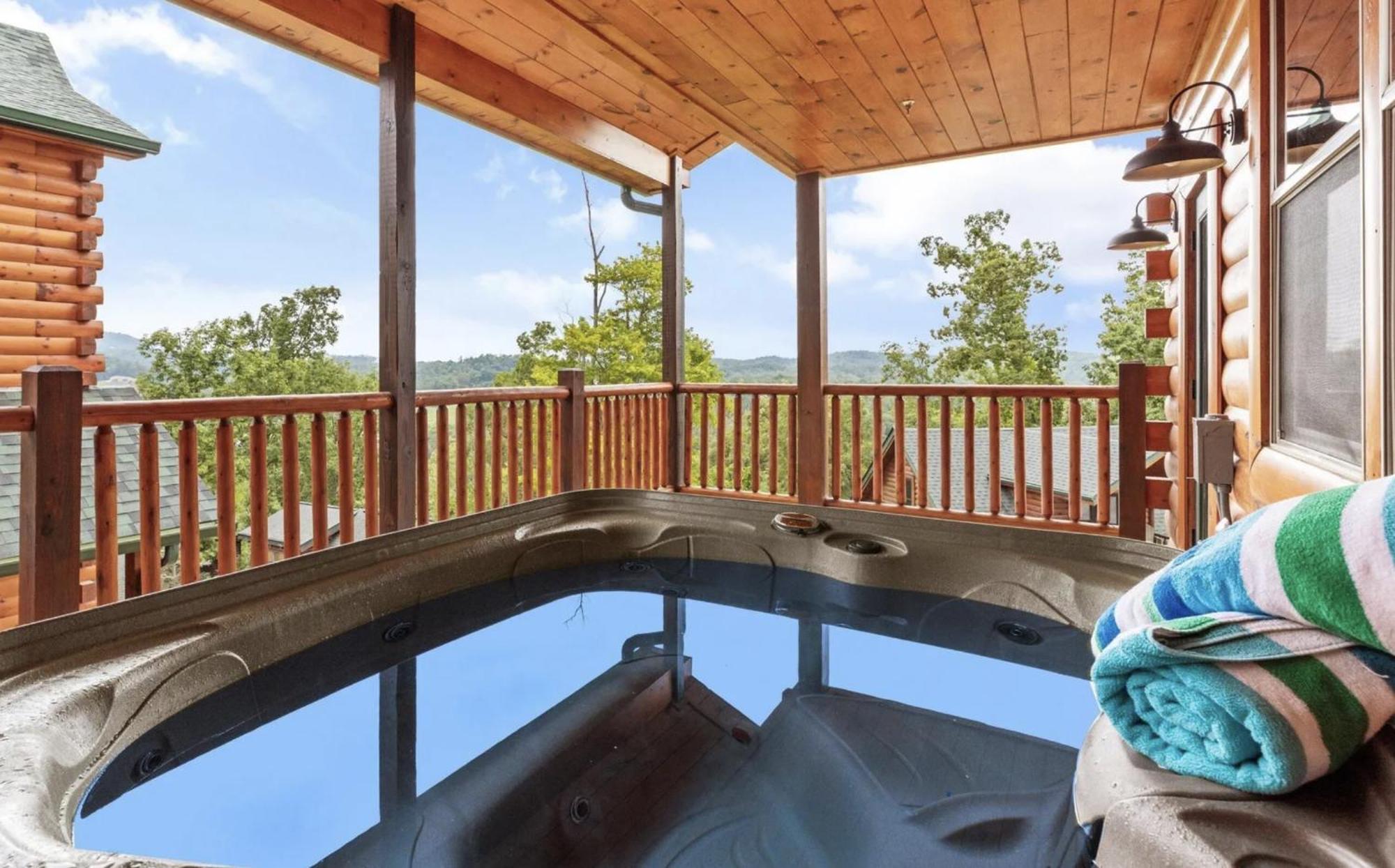 New Luxury Cabin With Indoor Pool, Hot Tub, & Theater Βίλα Pigeon Forge Εξωτερικό φωτογραφία